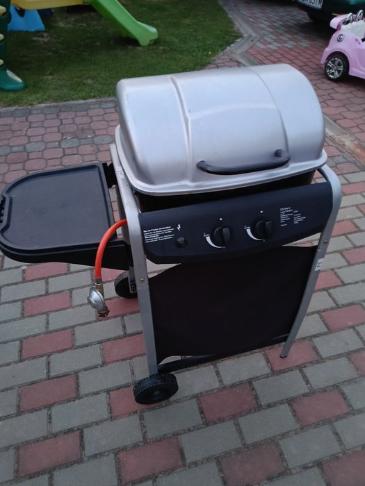 Grill gazowy z reduktorem