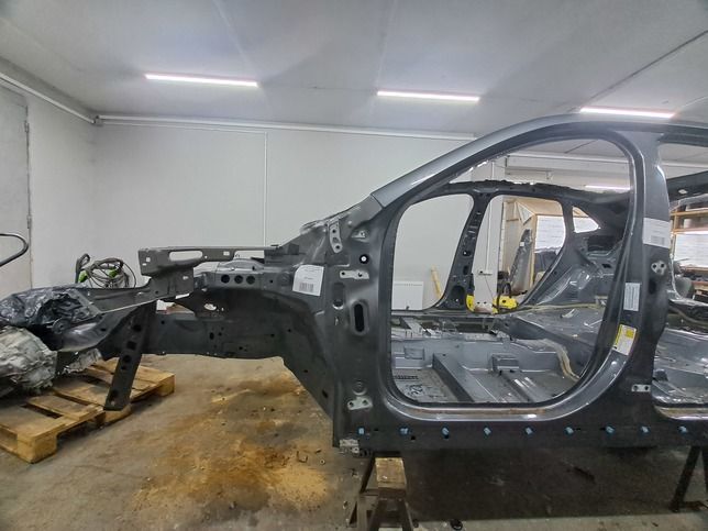 Четверть передняя левая FORD ESCAPE MK4 20- LX6Z16055R