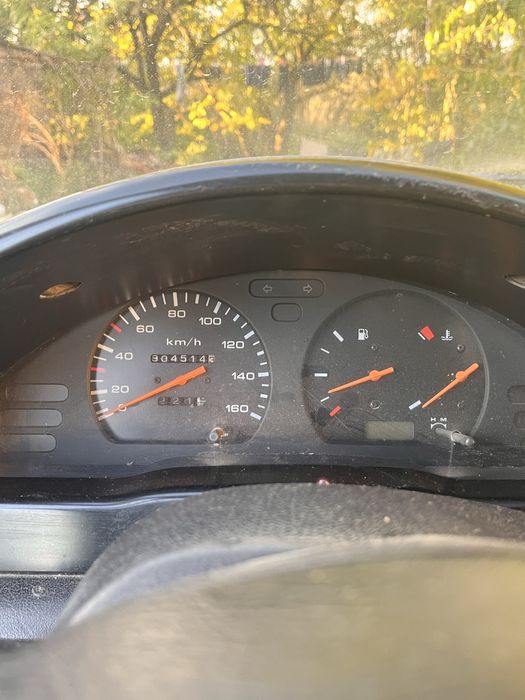 Nissan Vanette 2000 р 2.3