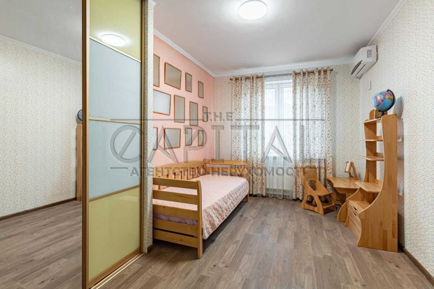 Продаж 3к квартири, пер. Тбіліський, метро Політех, Шевченківський р-н