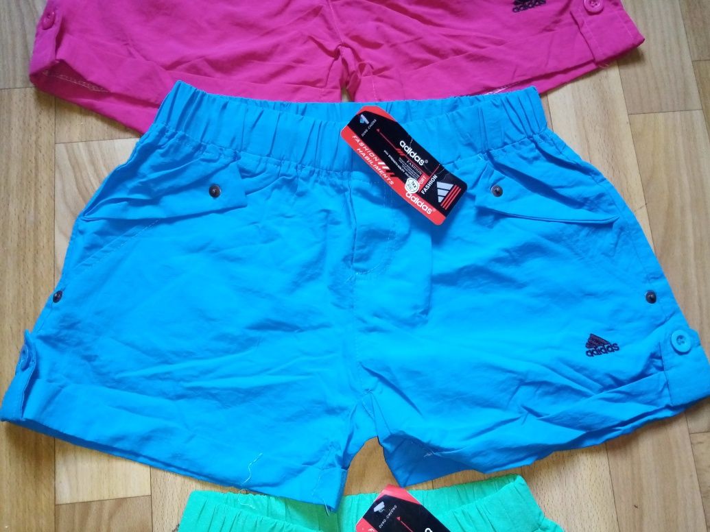 Шорты женские Adidas Модель 9/8