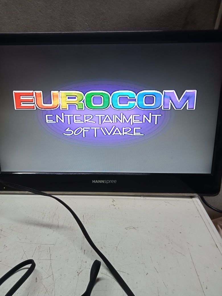 LCD TV usada a funcionar