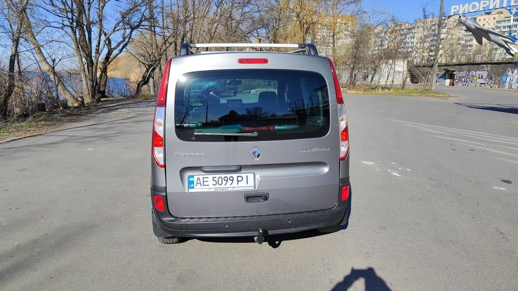 Продам своє авто Renault Kangoo 2014