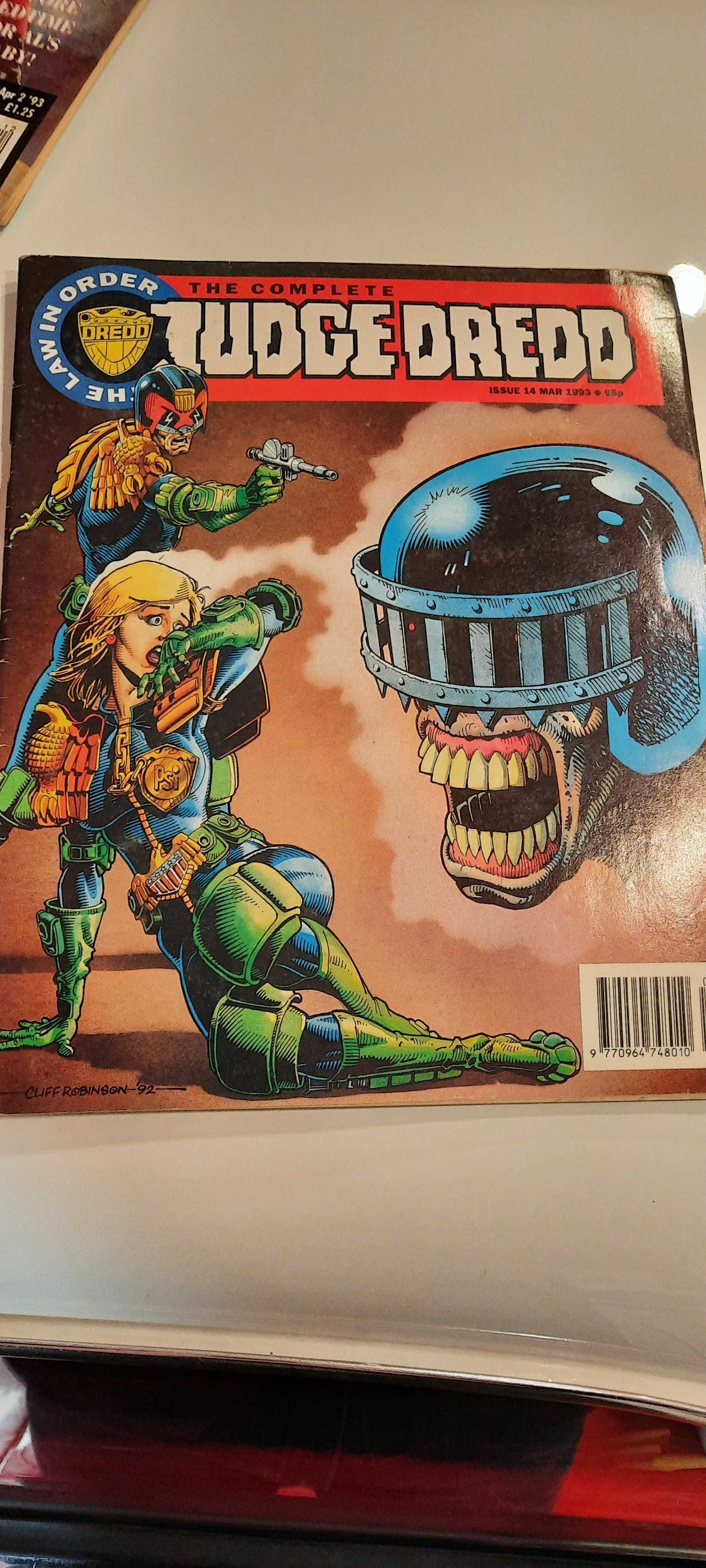 cinco revista de banda desenhada Judge Dredd e 2000 AD NOVO PREÇO