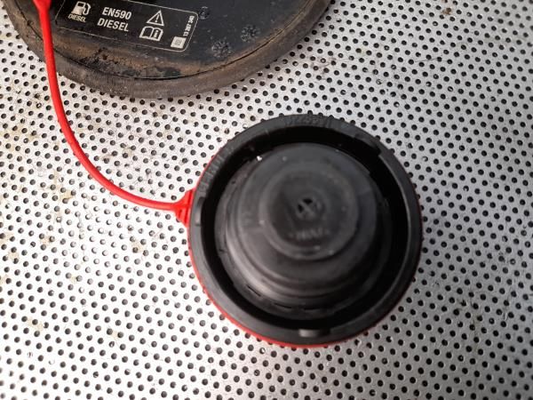 Tampa depósito combustível OPEL Corsa D