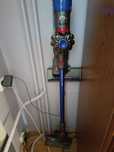 Dyson V8 używany stan bardzo dobry
