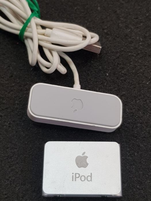 Плеер Apple ipod A1204  (2Gb”