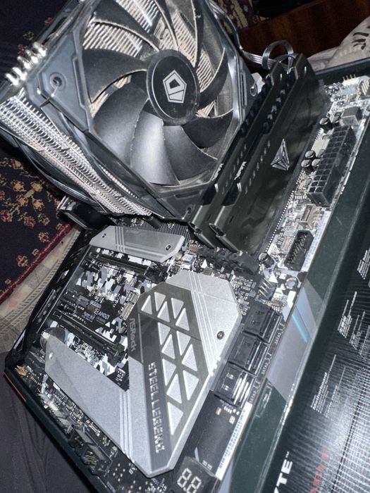 Ryzen 7 5700x3d , AsRock b550 Steel Legend, Viper 16Gb 3600/ башня охл