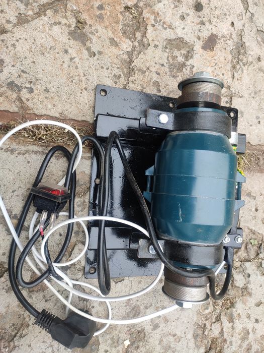 Вибро мотор для вибростолов