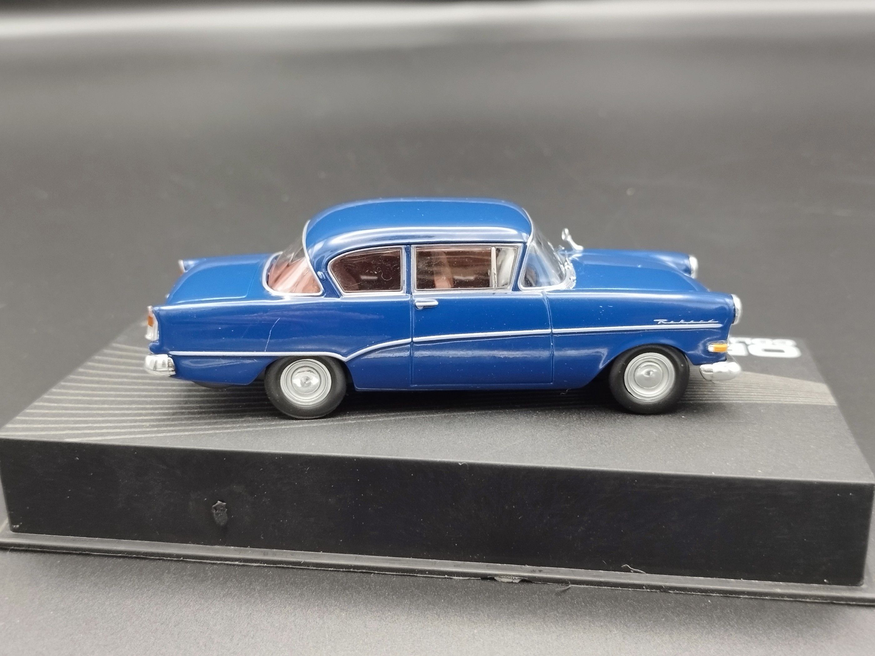 1:43 Opel Collection 1957-60 Opel Rekord PI  model używany