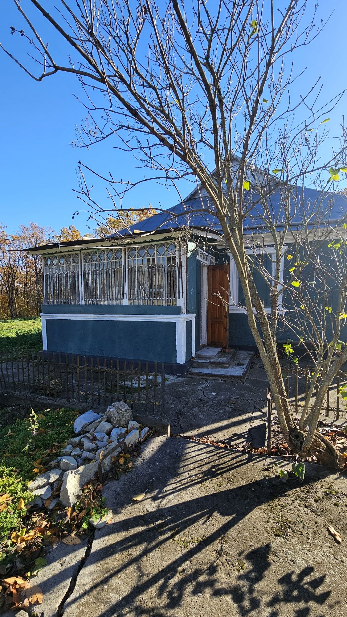 Продам будинок в хорошій локації на Довжку 20 хвилин від центра