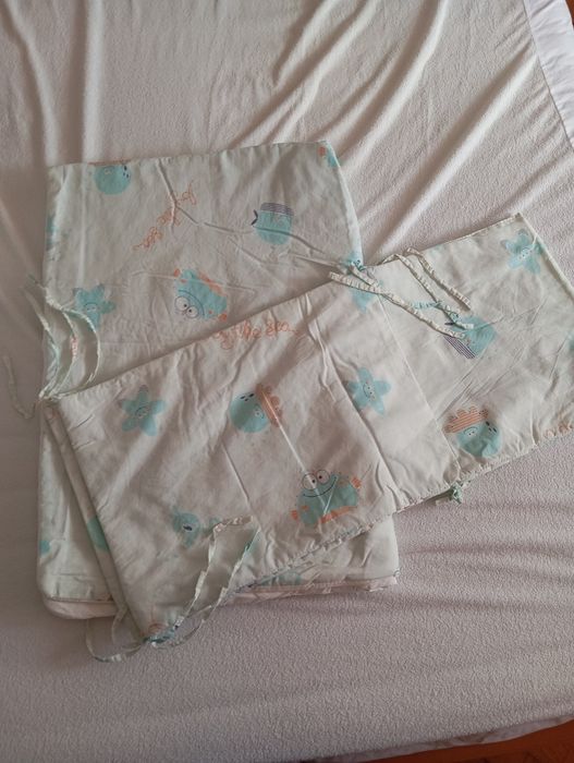 Roupas para berço de bebê