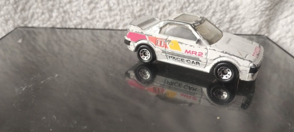 Matchbox toyota mr 2 z 1985r