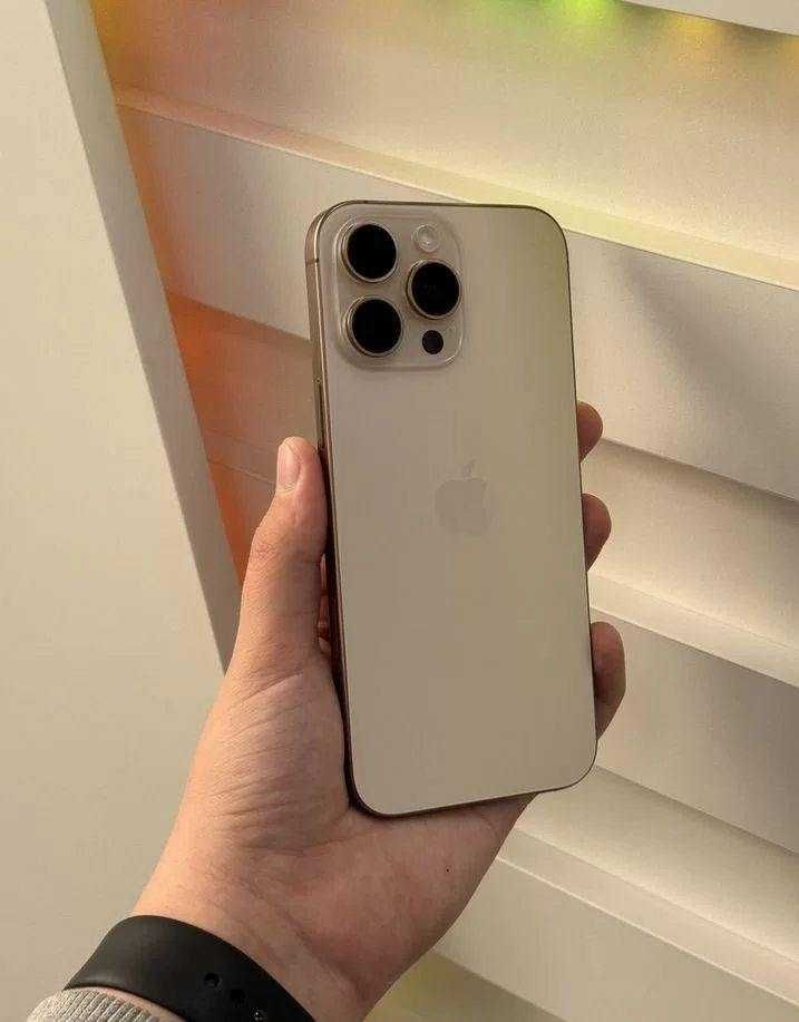 iPhone 16 Pro Max, 256 ГБ