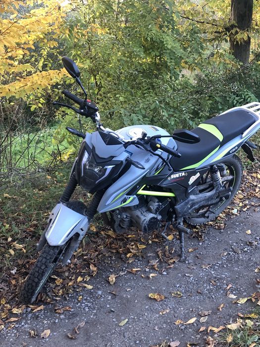 Продам або обміняю на авто мотоцикл мустанг 250 9r