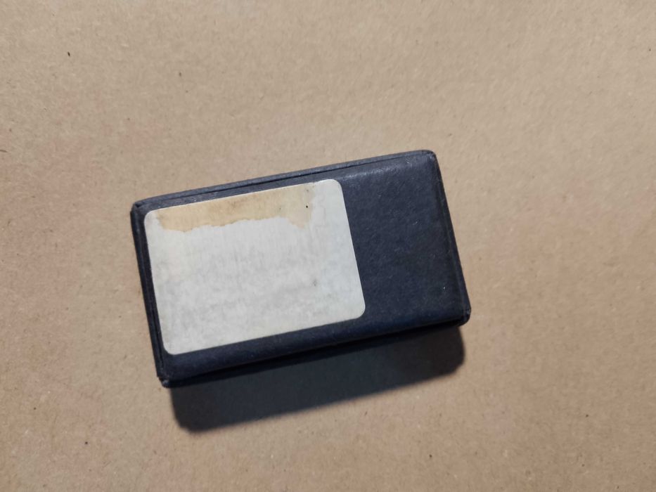 mini nóż składany Nóż składany Spyderco plus etui - nieużywany