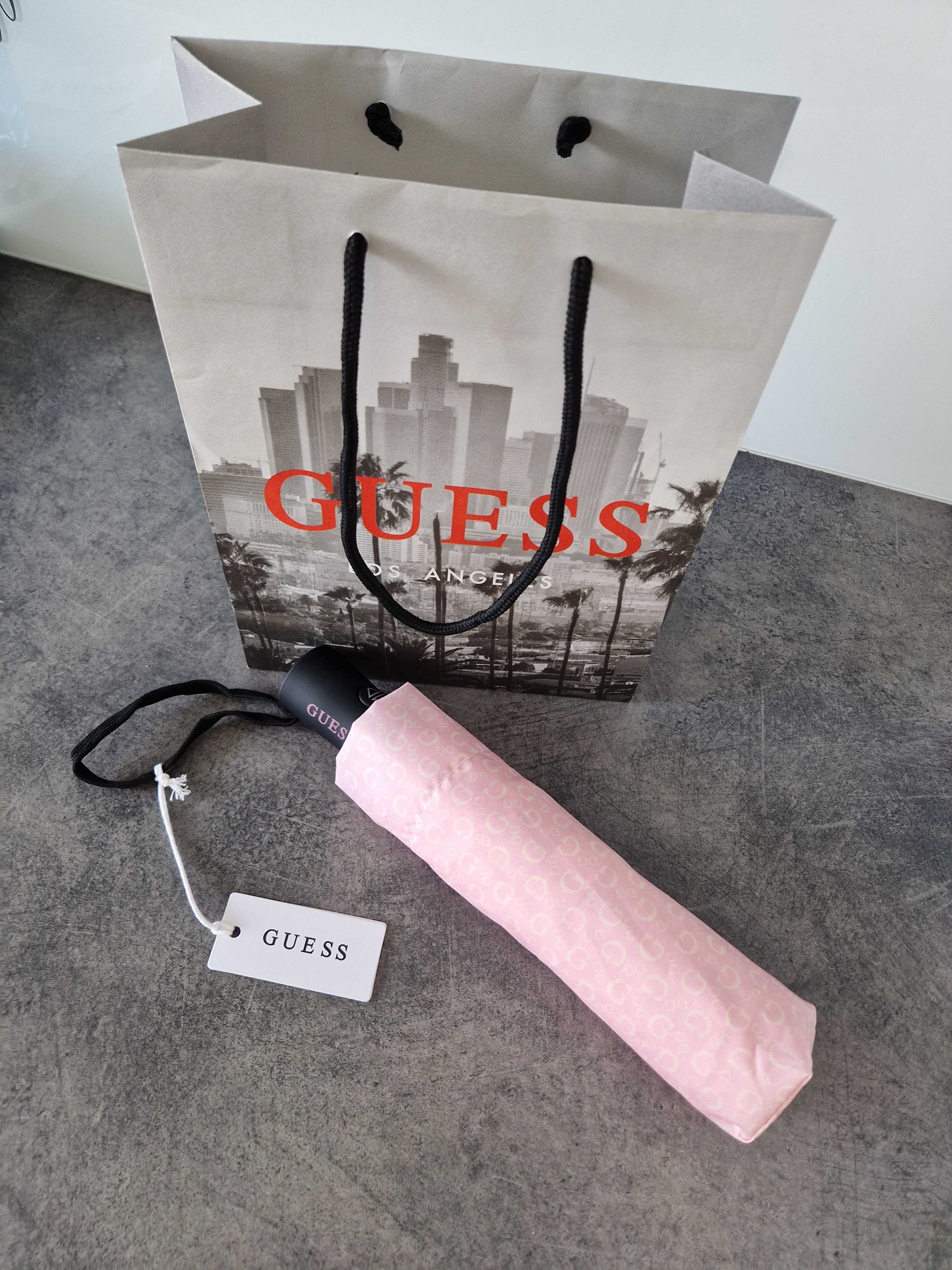 Nowa parasolka marki Guess