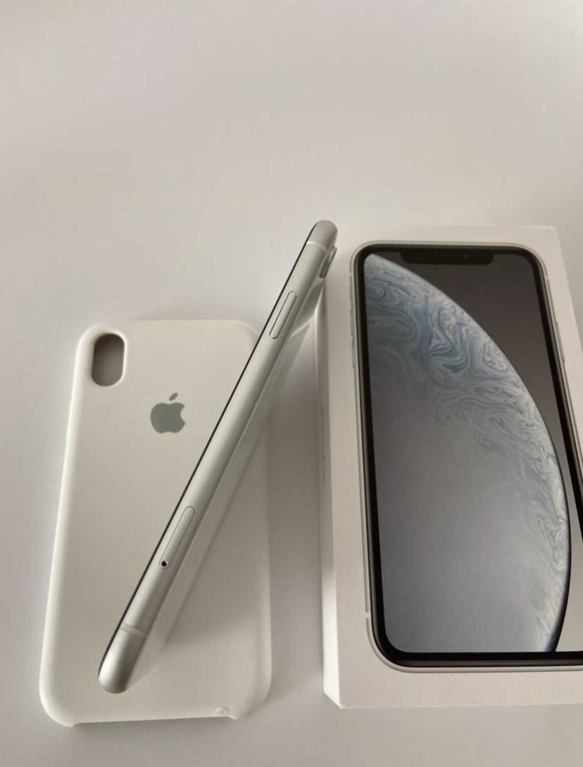 Продам iPhone XR, 64g