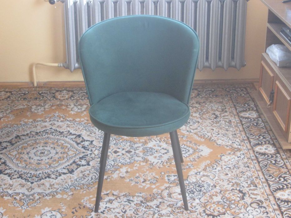 Krzesło ,fotelik obicie aksamit ciemno-zielony