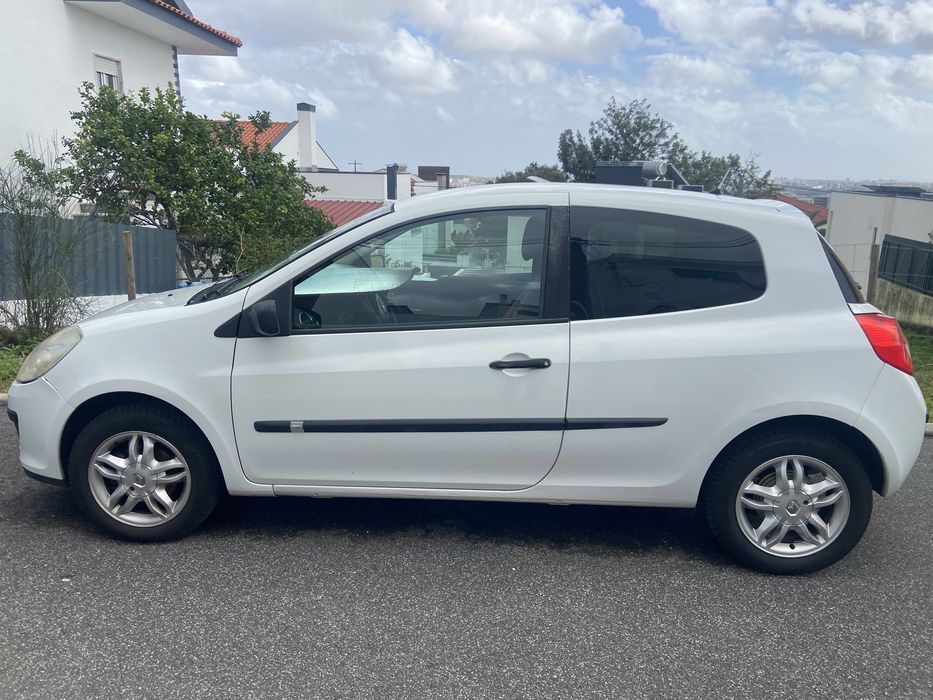 Renault Clio 1.5 DCI ( comercial )