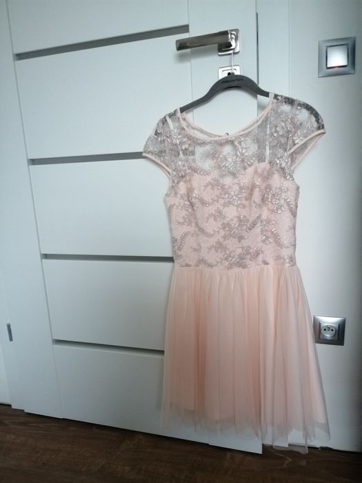 Sukienka r 36 tiulowa z koronką komunia