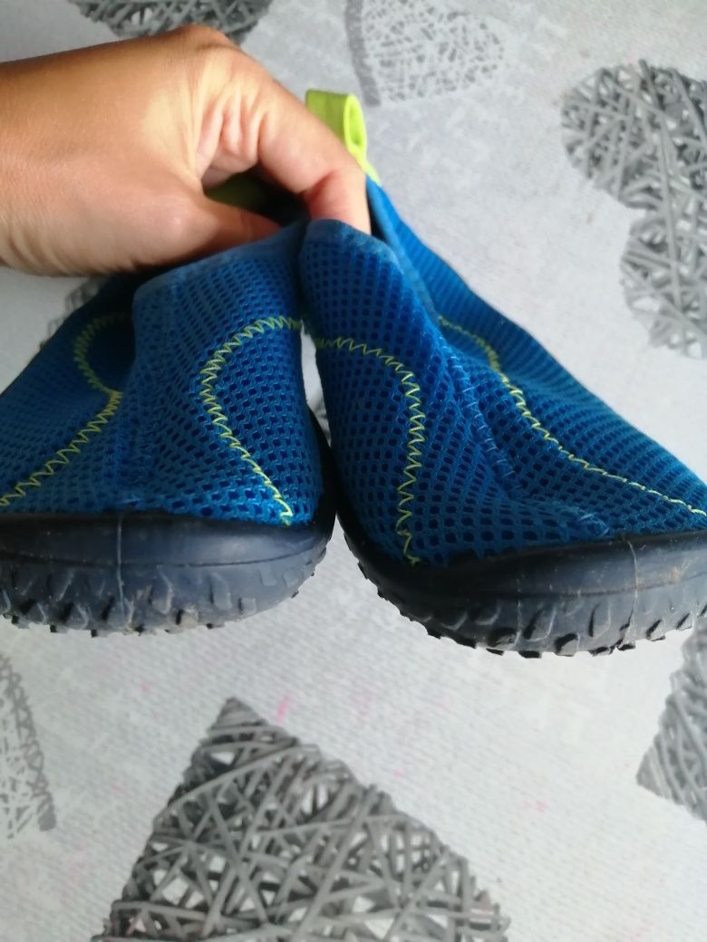 Buty do wody, na rafę r. 30/31 Decathlon