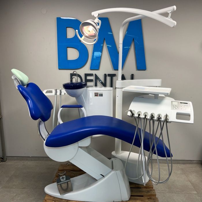 Стоматологічна установка Diplomat Lux 250