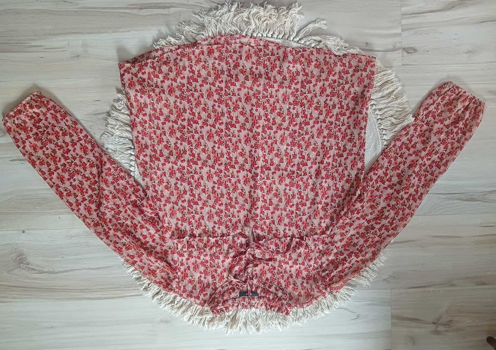 Elegancka, beżowa bluzka w róże r. 46 Sora
