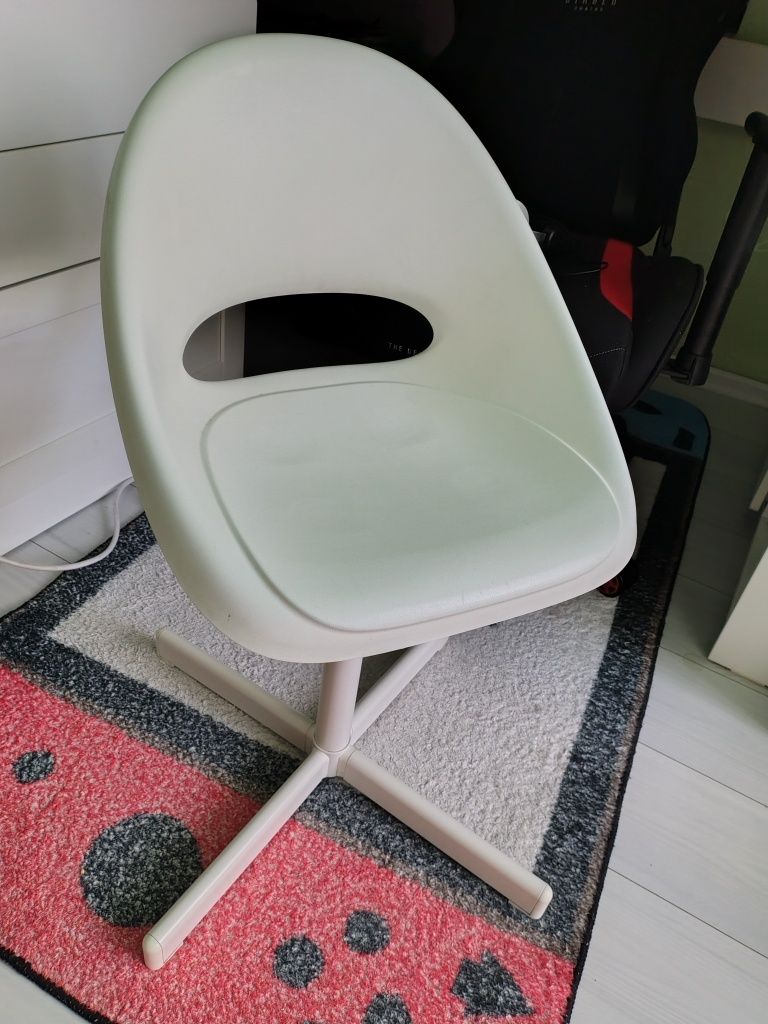 Krzesło krzeselko do biurka Ikea