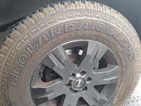 Preço revisto - Pneus 245/75/17 Yokohama Geolander AT medida Wrangler