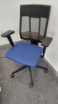 Fotel biurowy ergonomiczny marki Xenon Net - Profim