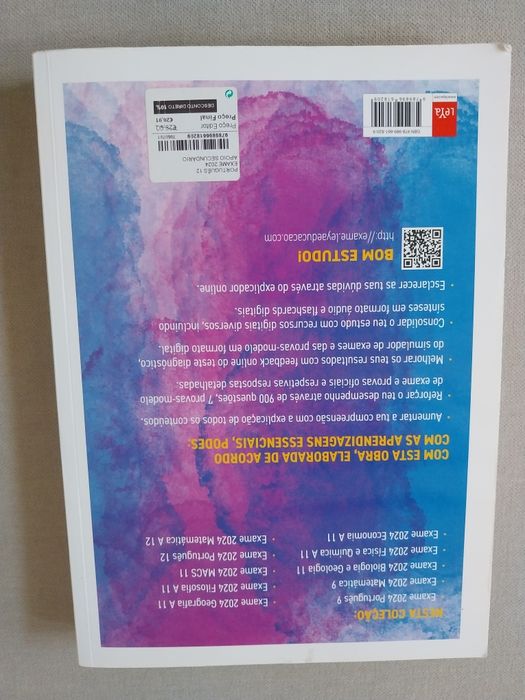 Livro de exames Portugues 2024