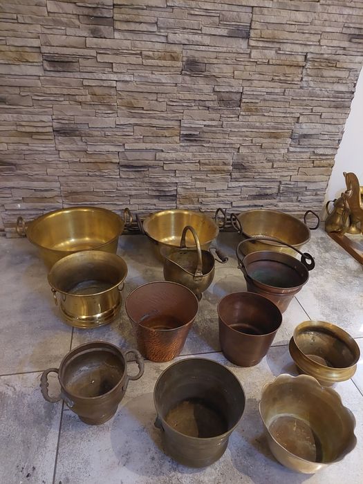 mosiężna donica, stara osłonka do kwiatów