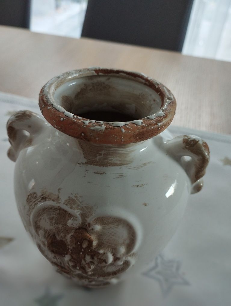 Rustykalny biały ceramiczny wazon francuski wiejski styl vintage