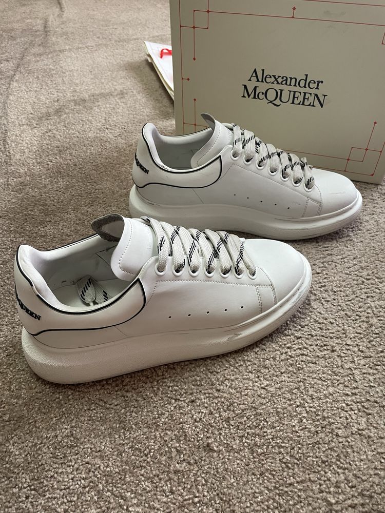 Sapatilha Alexander McQueen