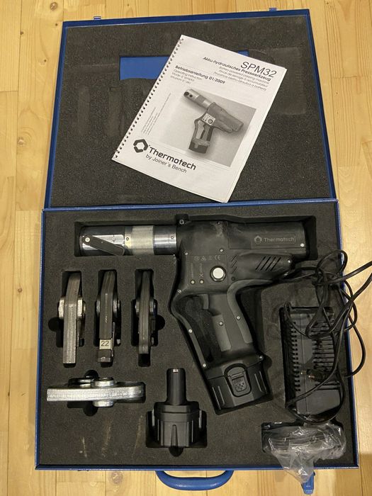 Прес-кліщі для труб металопластикових та мідних