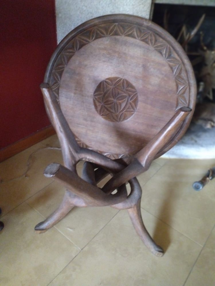 Mesa Estilo Indiano Trabalhada