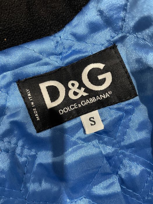 Пальто Dolce Gabbana ( розмір S )