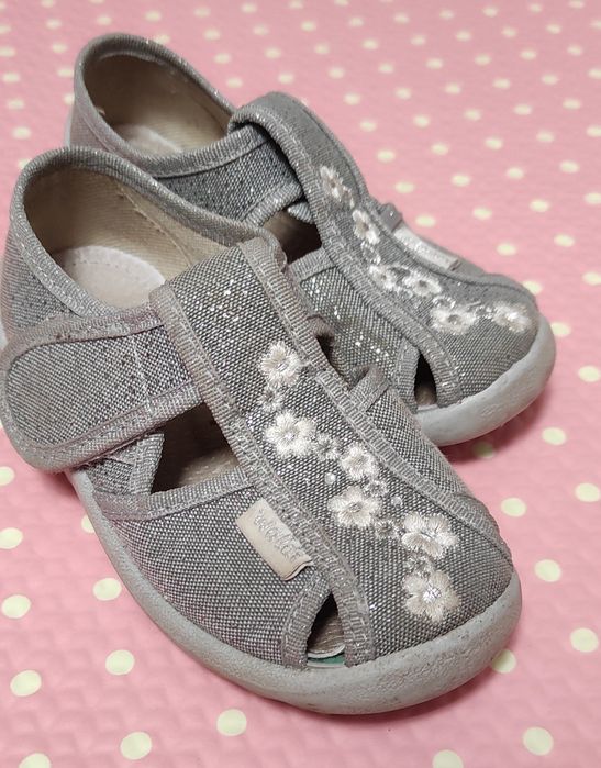 Дитячі босоніжки (тапки)