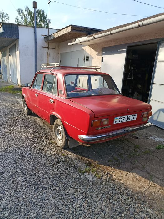 Автомобіль ВАЗ 1975 року -експортна партія