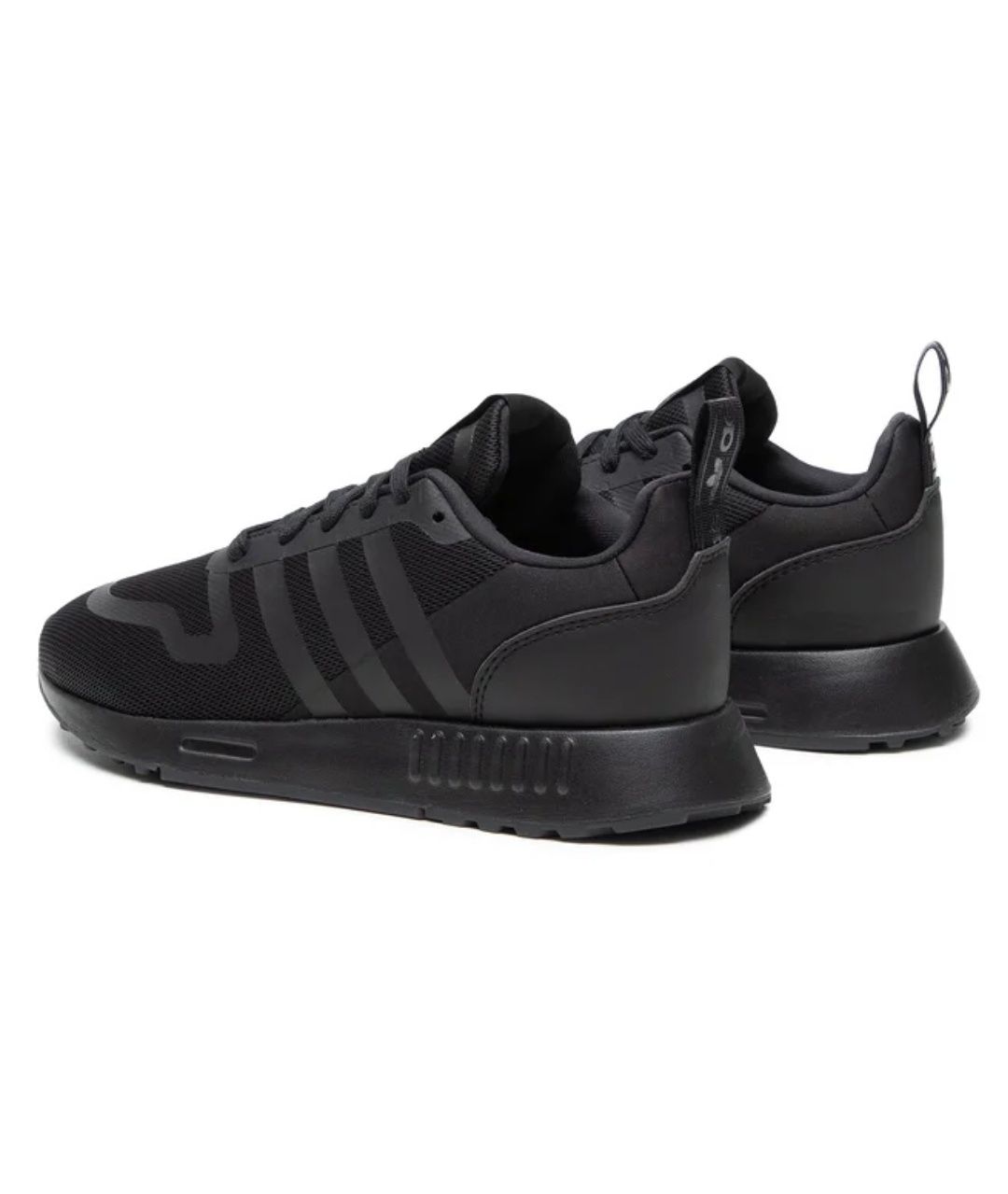 Чоловічі кросівки Adidas MULTIX
Core Black / Core Black / Core Black