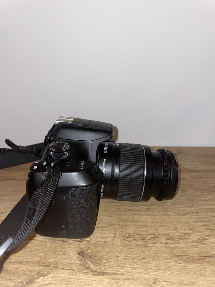 Canon EOS 1300 D
