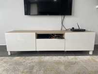 Movel TV Besta castanho e branco brilho 180