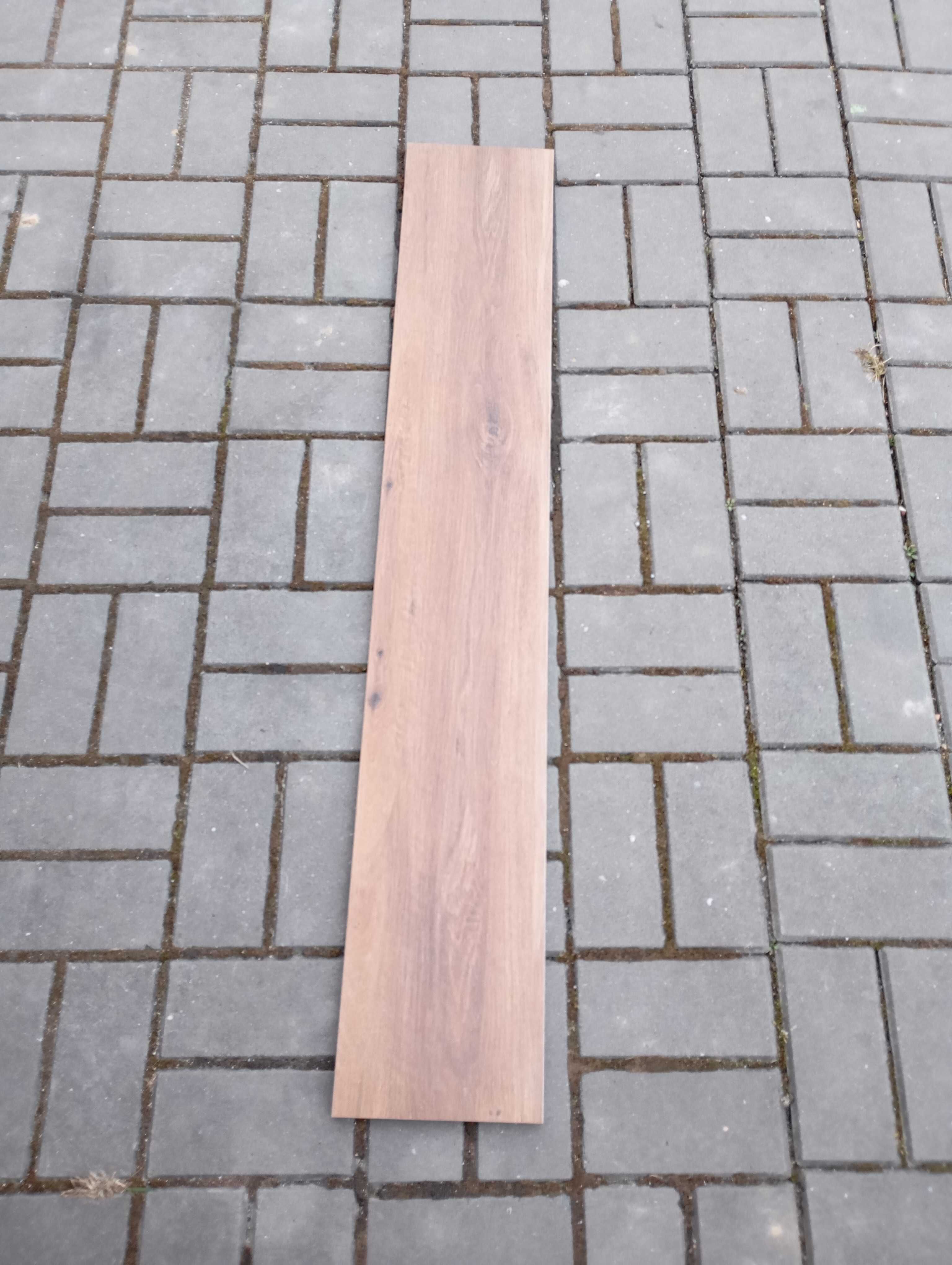 Płytki drewnopodobne / gres podłogowy 20x120