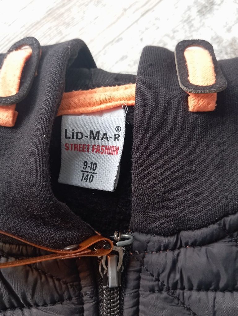 Ciepła bluza z kapturem, kurtka 9-10 lat
