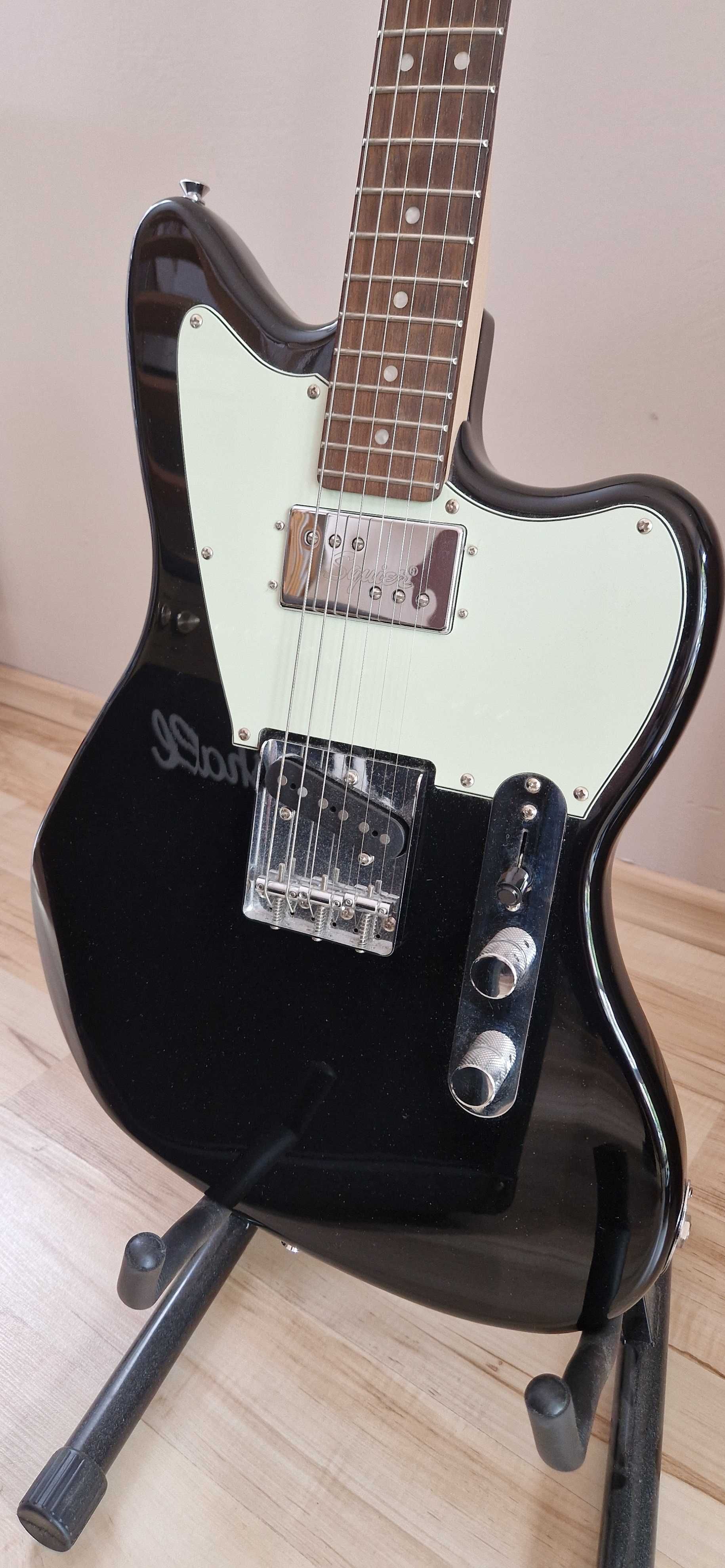 Gitara Squier by Fender Paranormal