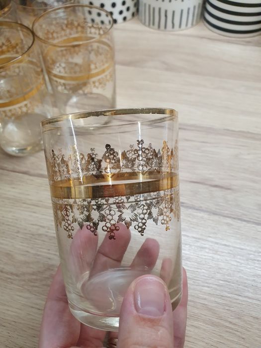 Ozdobne szklanki 6szt PRL złocone sliczne ornament