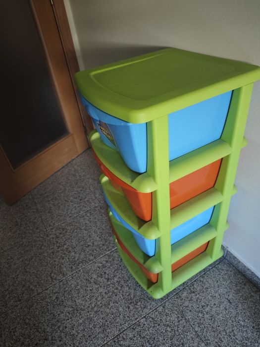 Móvel 4 gavetas DeBorla