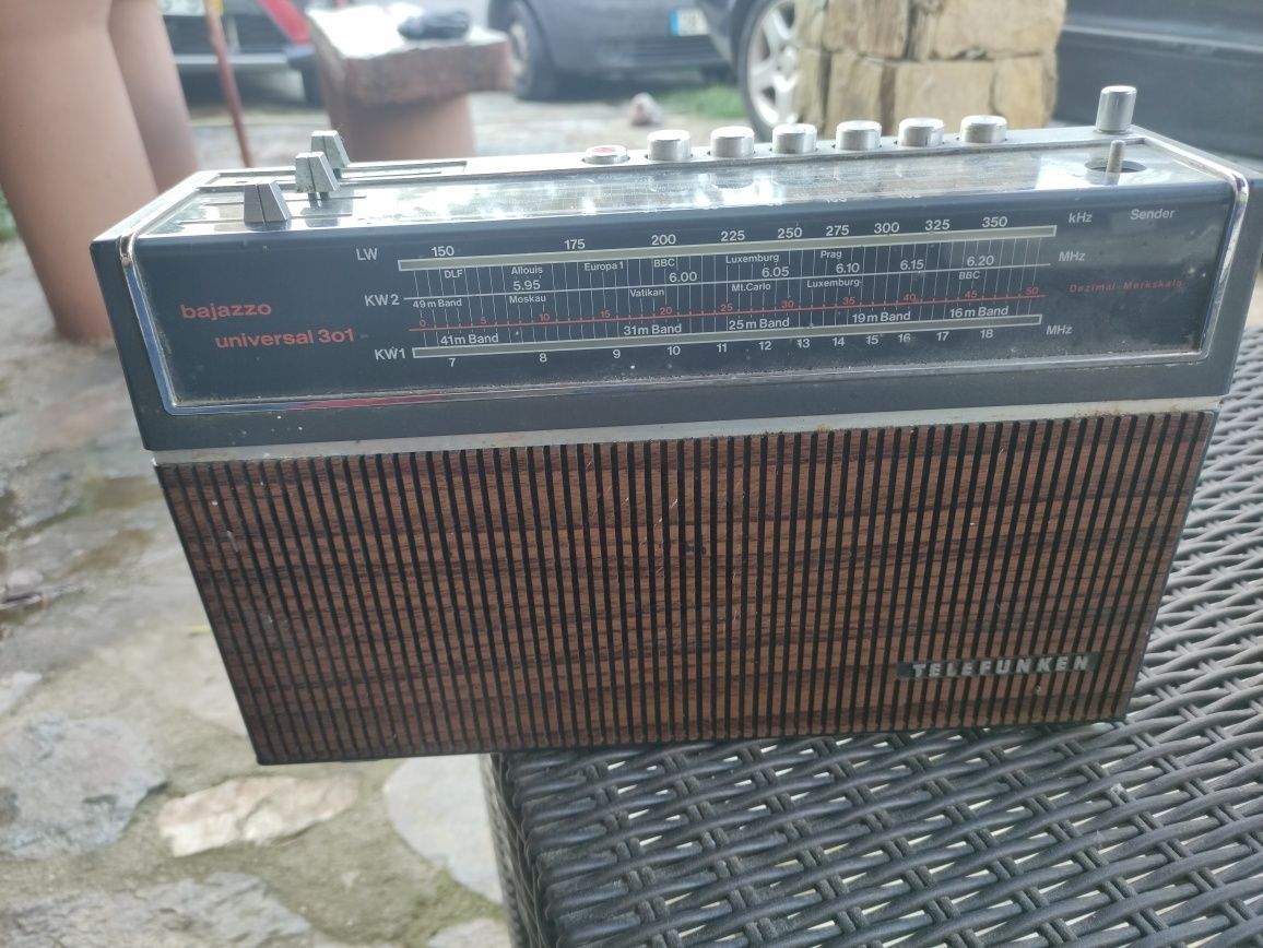 Rádio TELEFUNKEN Bajazzo Universal 301