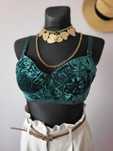 Zielony welurowy crop top biustonosz 80D 36D butelkowa zieleń